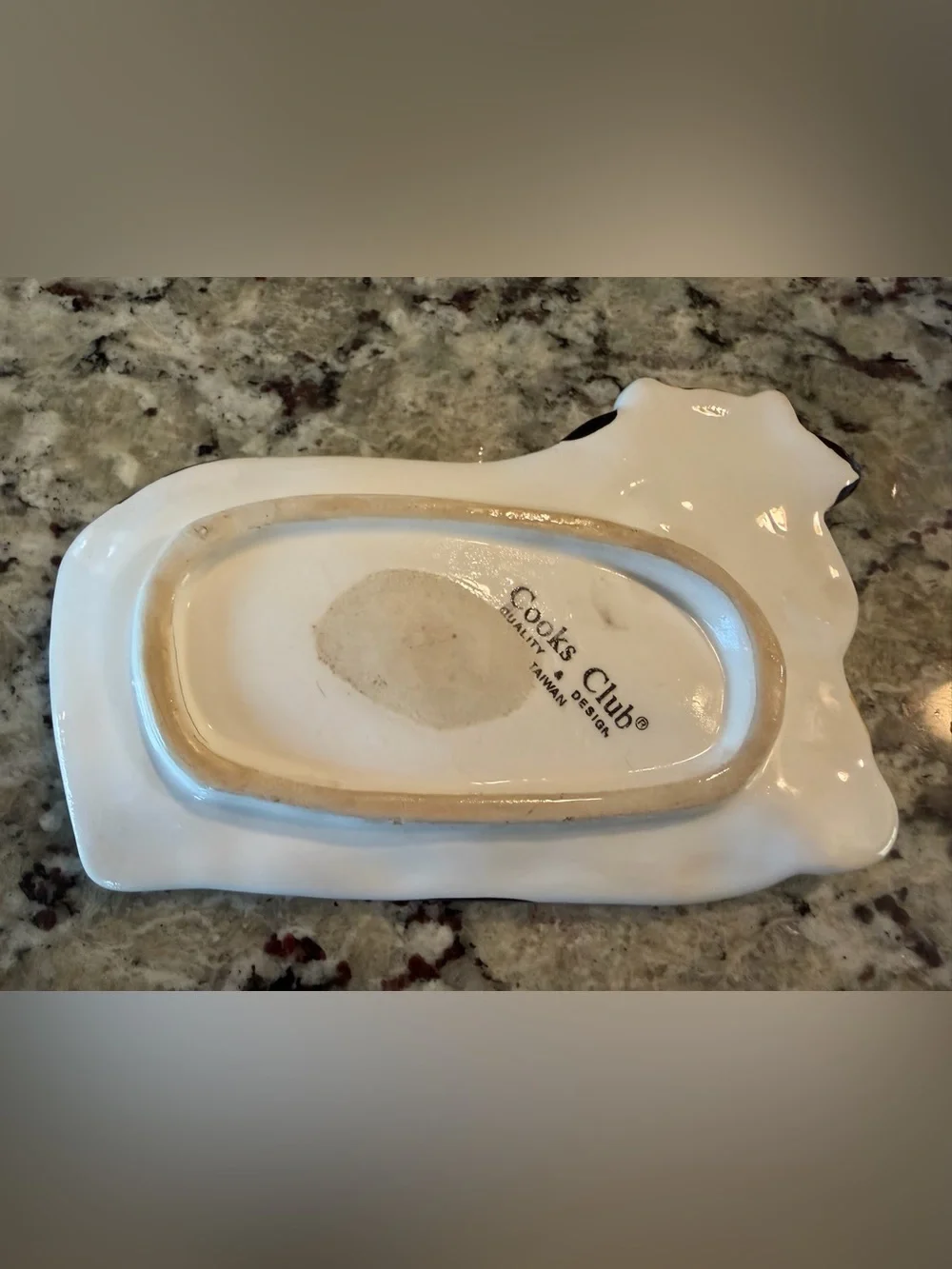 Cooks Club Cow Shaped Ceramic Spoon Rest or Trinket Tray with Yellow Scarf - Picture 6 of 6